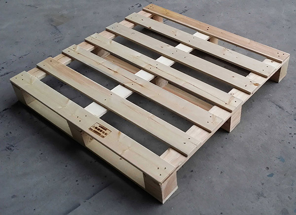 保定木托盤(pán)定制：木托盤(pán)有哪些主要應(yīng)用領(lǐng)域？